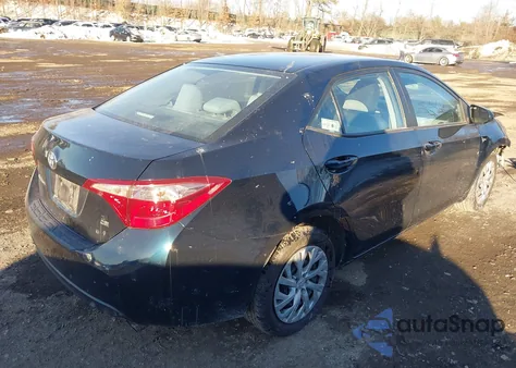 2019 Toyota Corolla Le z USA, uszkodzony, nr VIN 2T1BURHE0KC136719